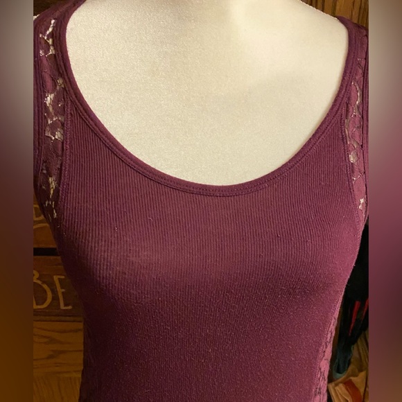 Women’s Victorias Secret Lace Tank - Picture 2 of 5
